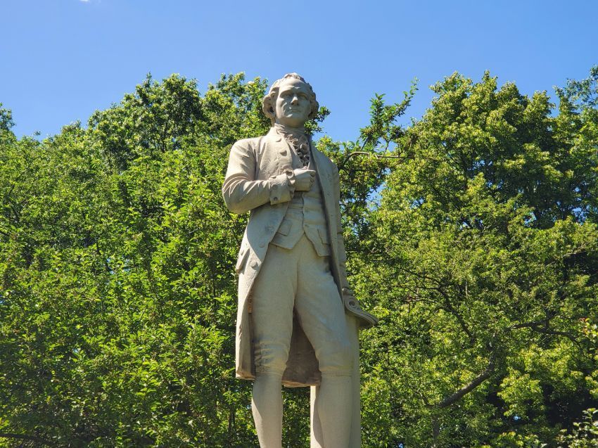 Hamilton Monument